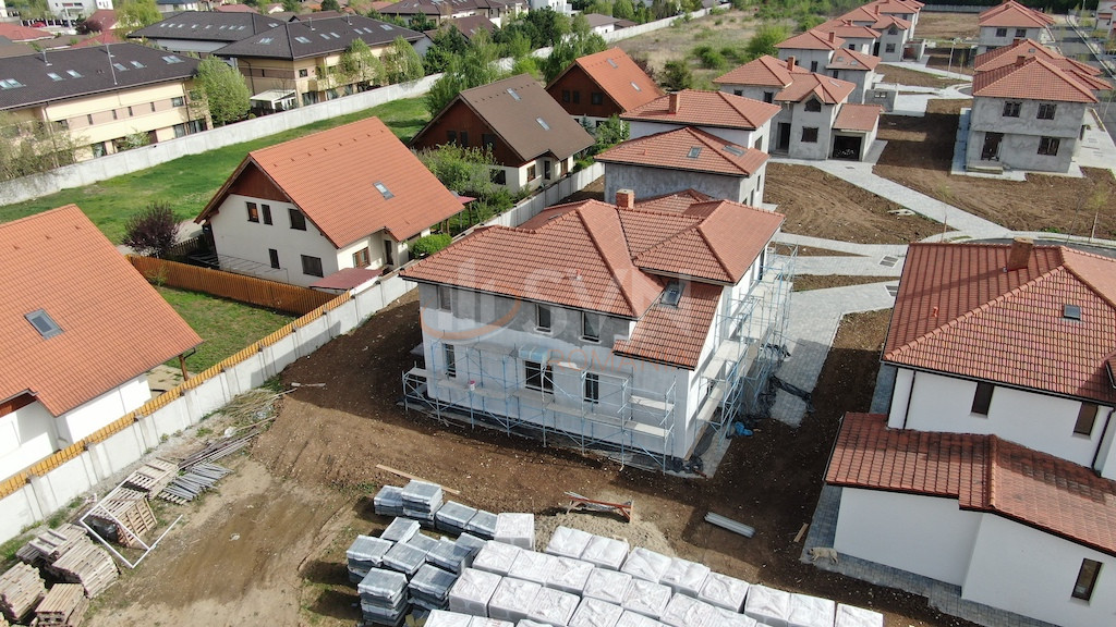 Casa, 5 camere Ilfov/Corbeanca