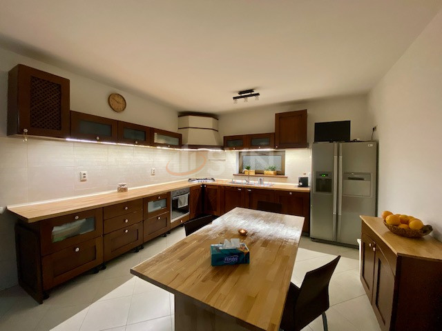 Casa, 5 camere Bucuresti/Aviatiei