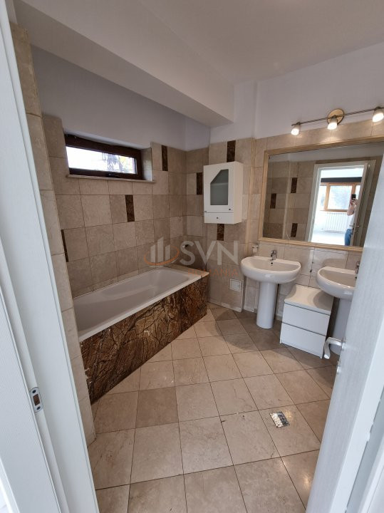 Casa, 5 camere Bucuresti/Bucurestii Noi