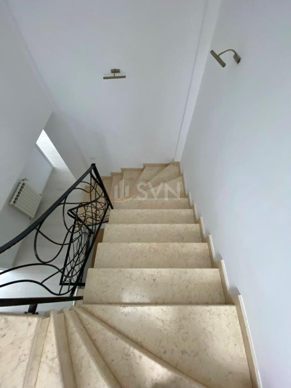 Casa, 5 camere Bucuresti/Bucurestii Noi