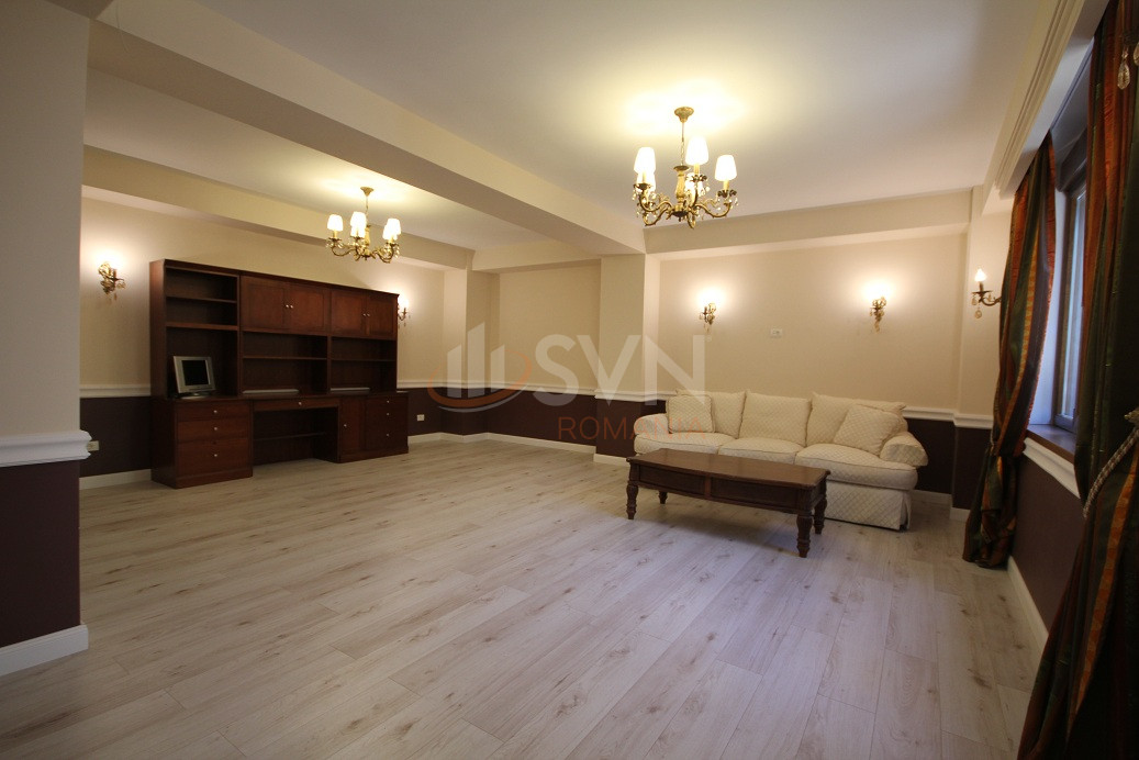 Casa, 5 camere Bucuresti/Domenii