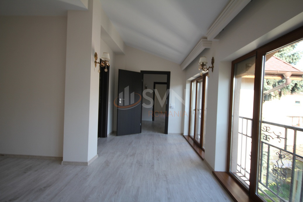 Casa, 5 camere Bucuresti/Domenii