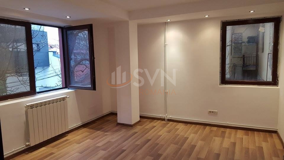 Casa, 5 camere Bucuresti/Banu Manta