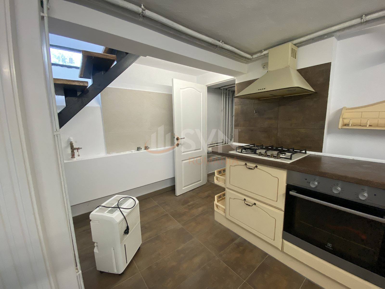 Casa, 5 camere Bucuresti/Vatra Luminoasa