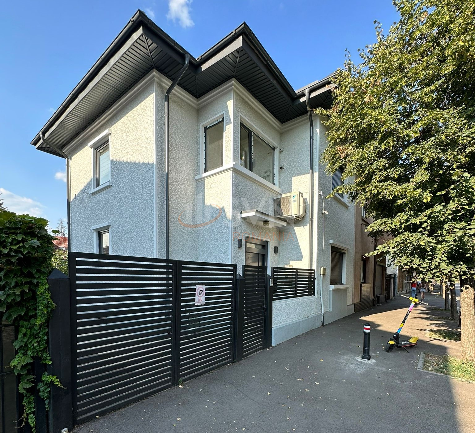 Casa, 5 camere Bucuresti/Vatra Luminoasa