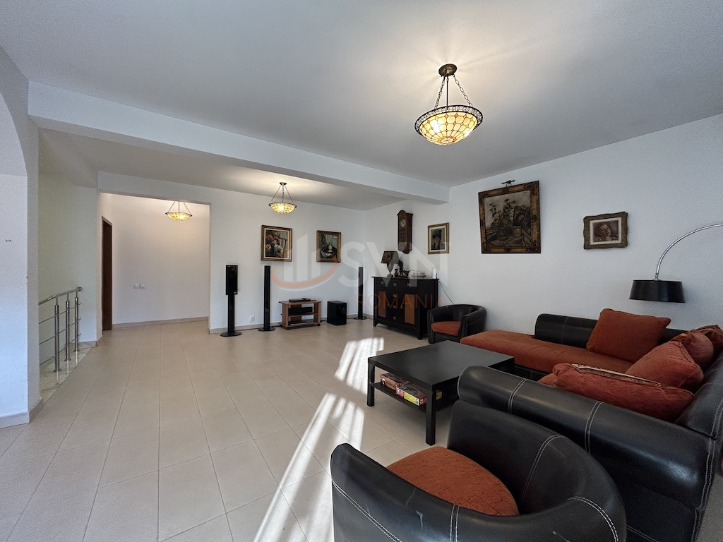 Casa, 5 camere Bucuresti/Bucurestii Noi