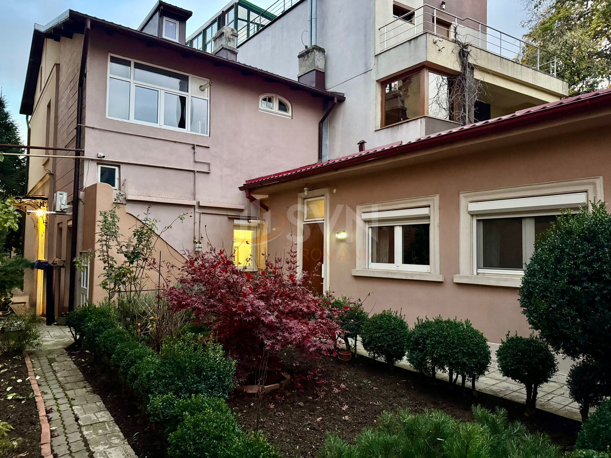 Casa, 5 camere Bucuresti/Calea Calarasilor