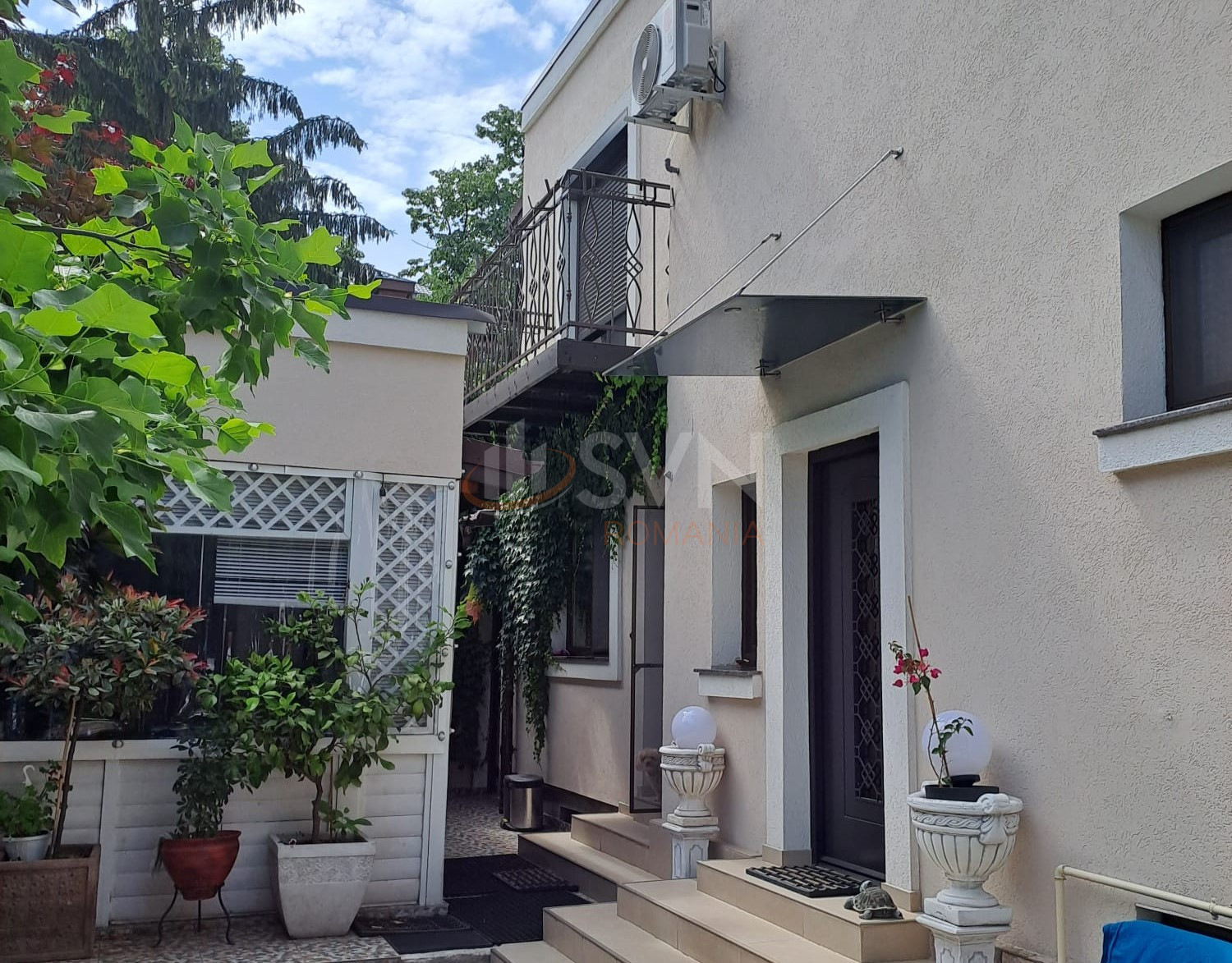 Casa, 5 camere Bucuresti/Vatra Luminoasa