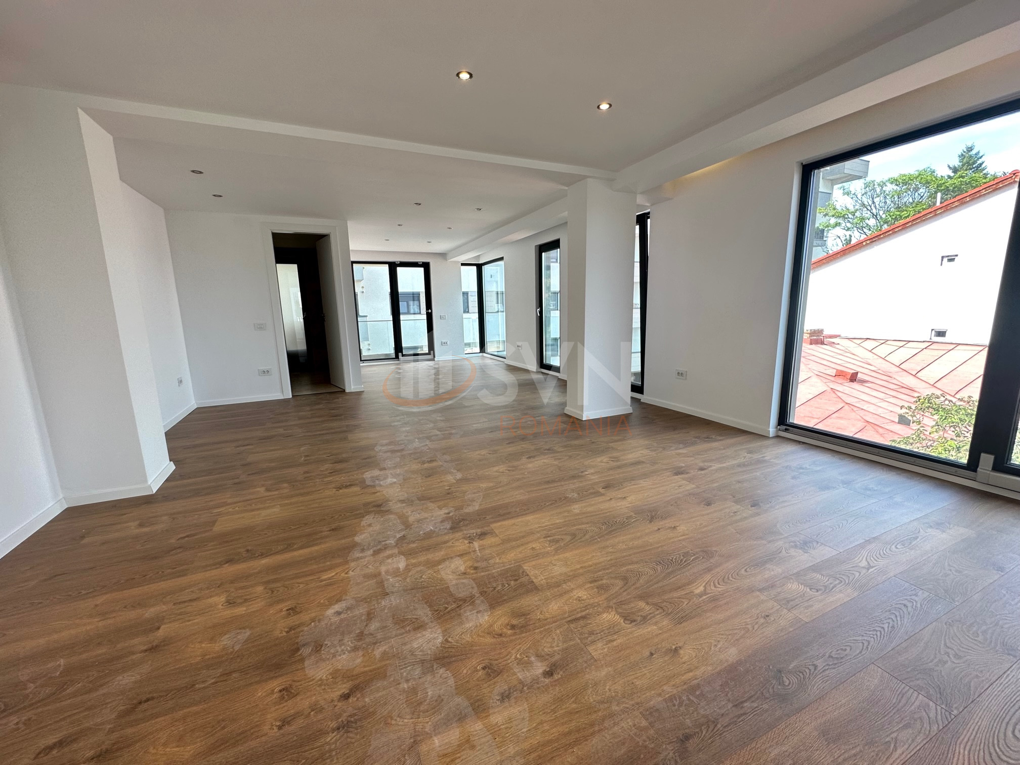 Casa, 5 camere Bucuresti/Domenii