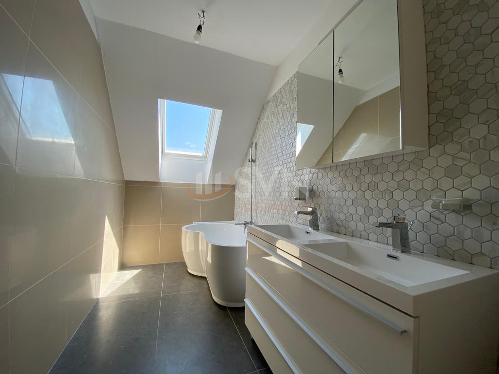 Casa, 5 camere Ilfov/Corbeanca