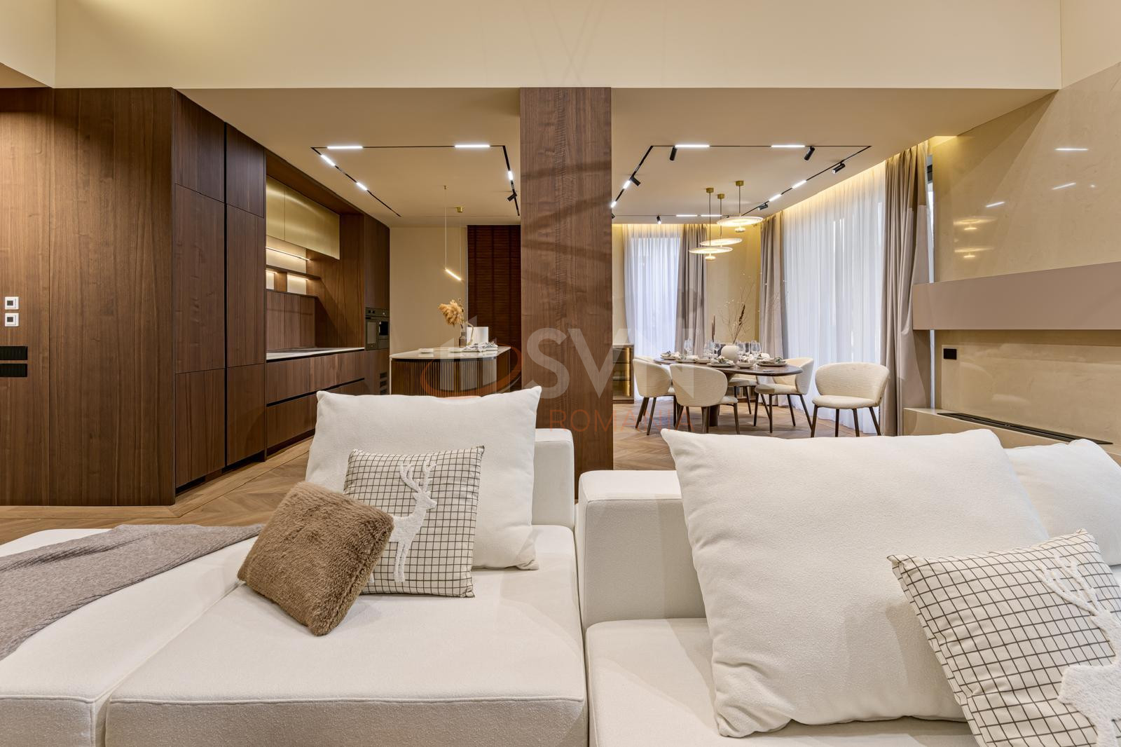 Casa, 5 camere Bucuresti/Iancu Nicolae