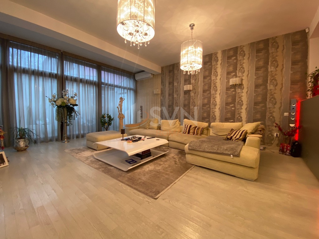 Casa, 5 camere Bucuresti/Damaroaia