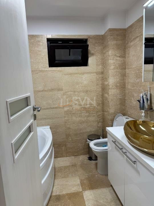 Casa, 5 camere Bucuresti/Domenii