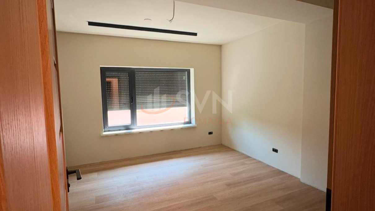 Casa, 5 camere Bucuresti/Aviatiei