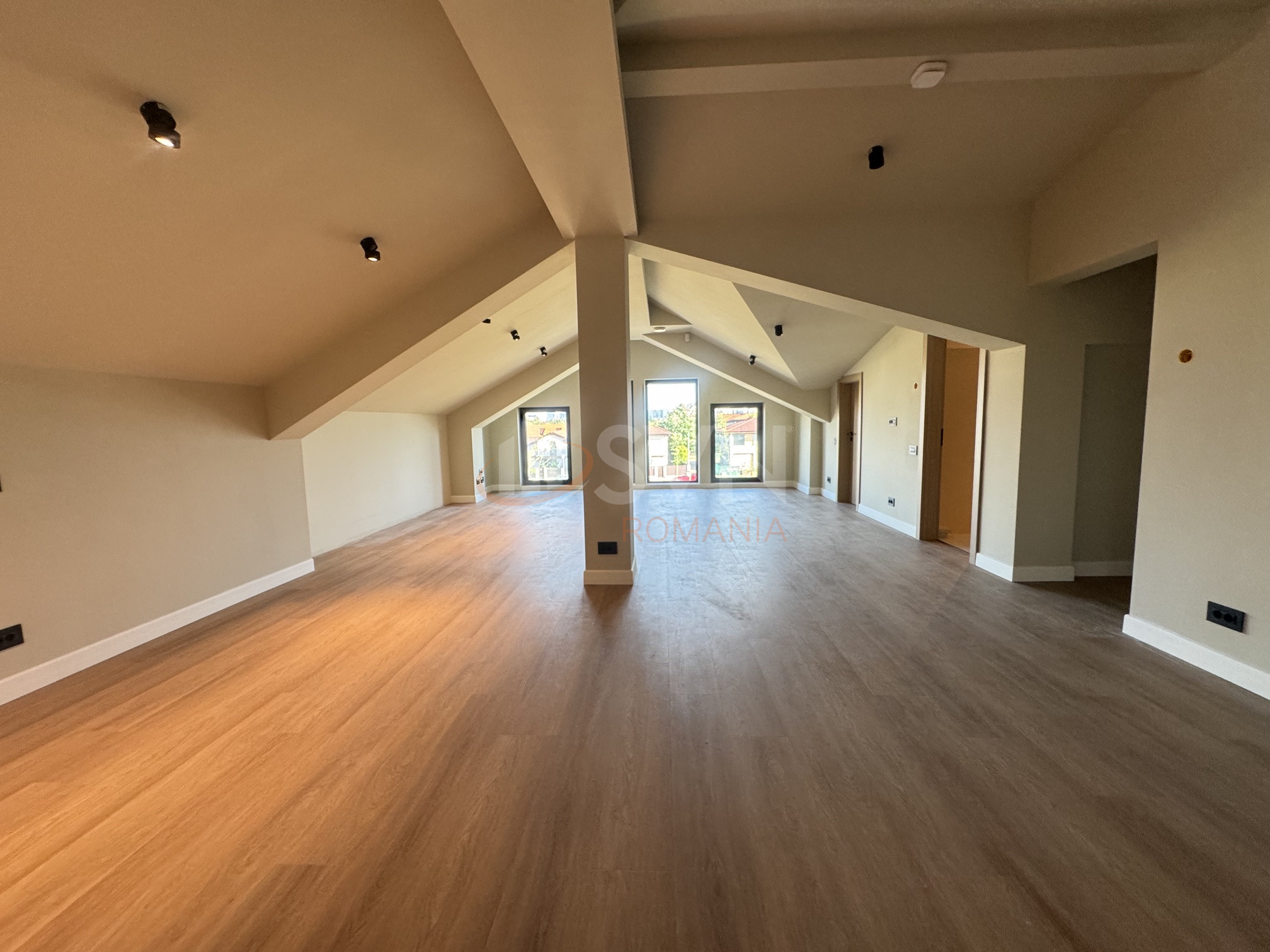 Casa, 5 camere Bucuresti/Aviatiei