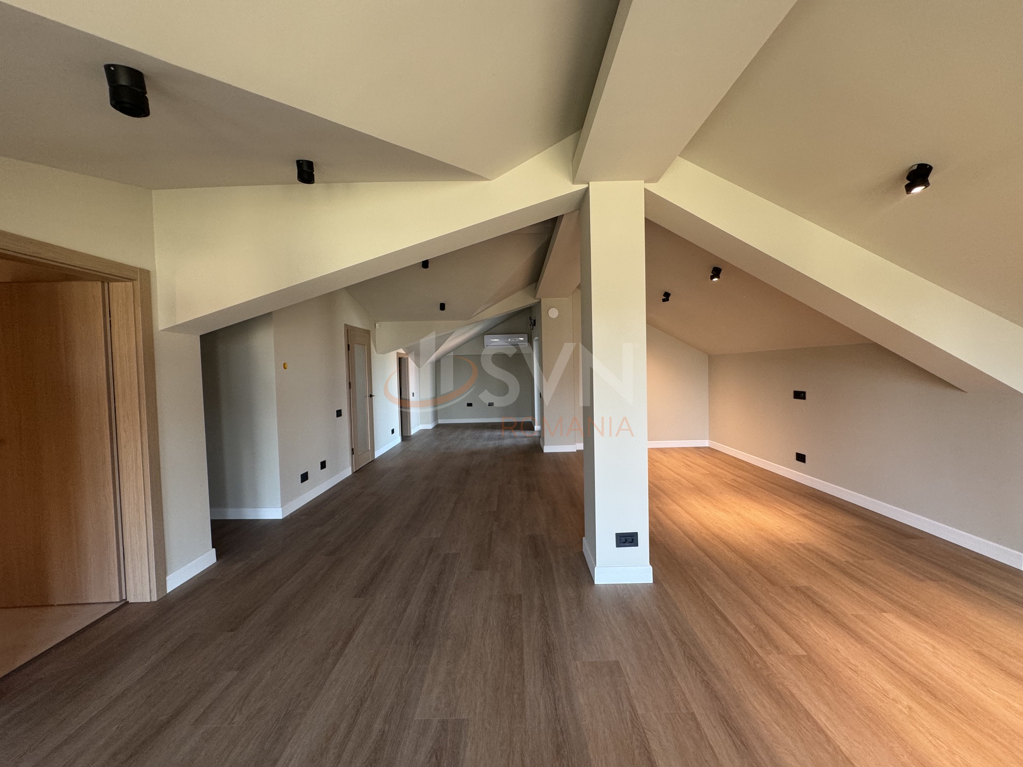 Casa, 5 camere Bucuresti/Aviatiei