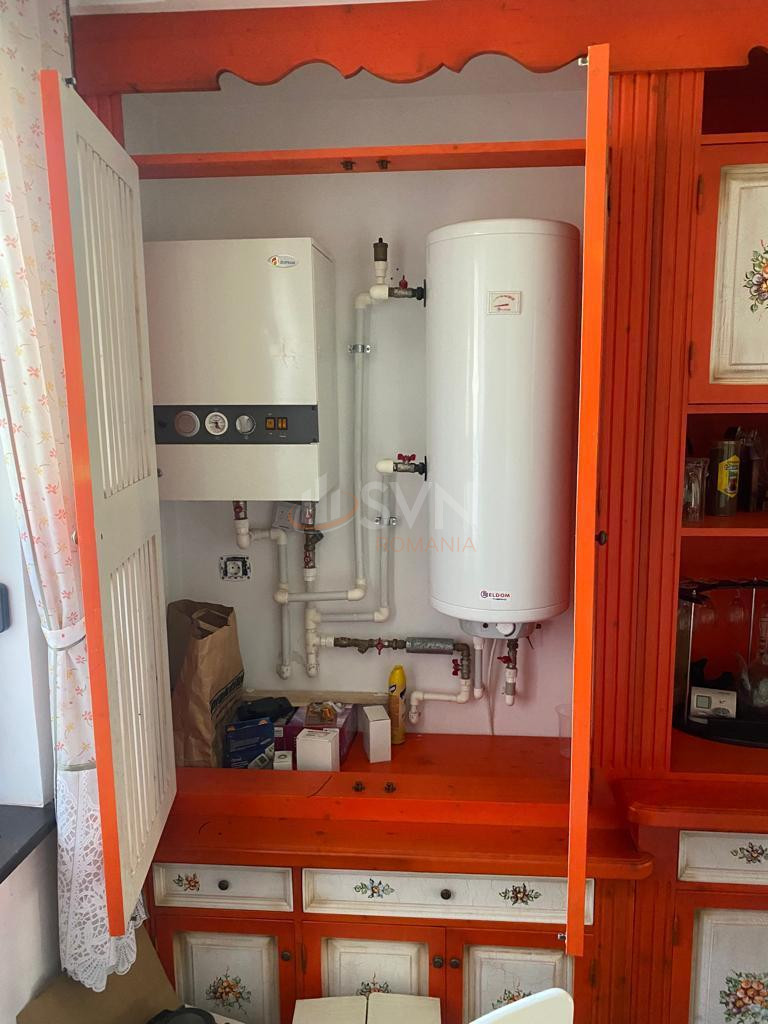 Casa, 5 camere Dambovita/Centru