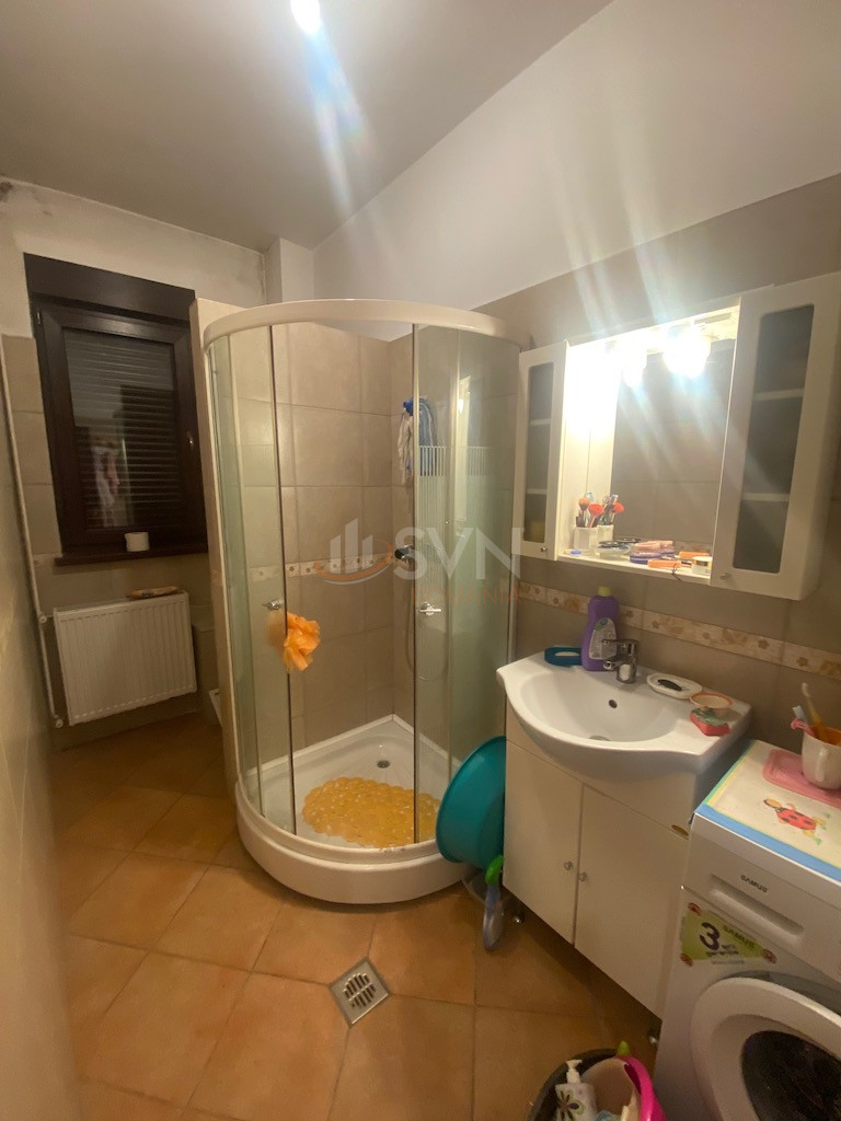 Casa, 5 camere Bucuresti/Casin