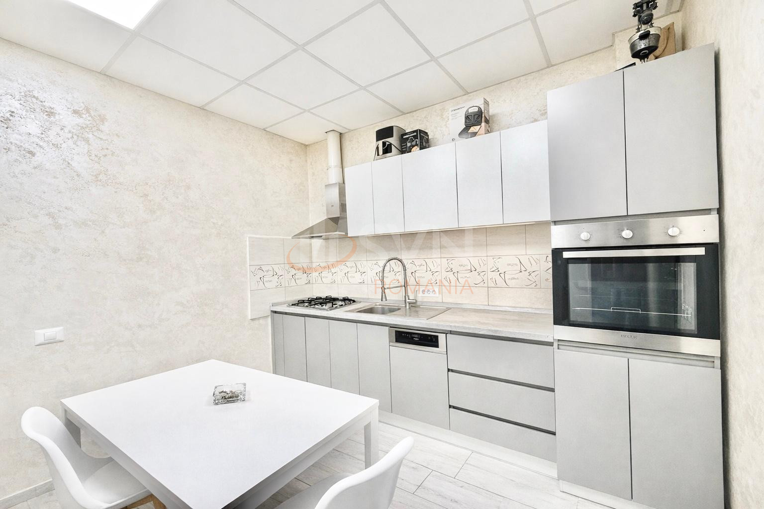 Casa, 5 camere Bucuresti/Domenii