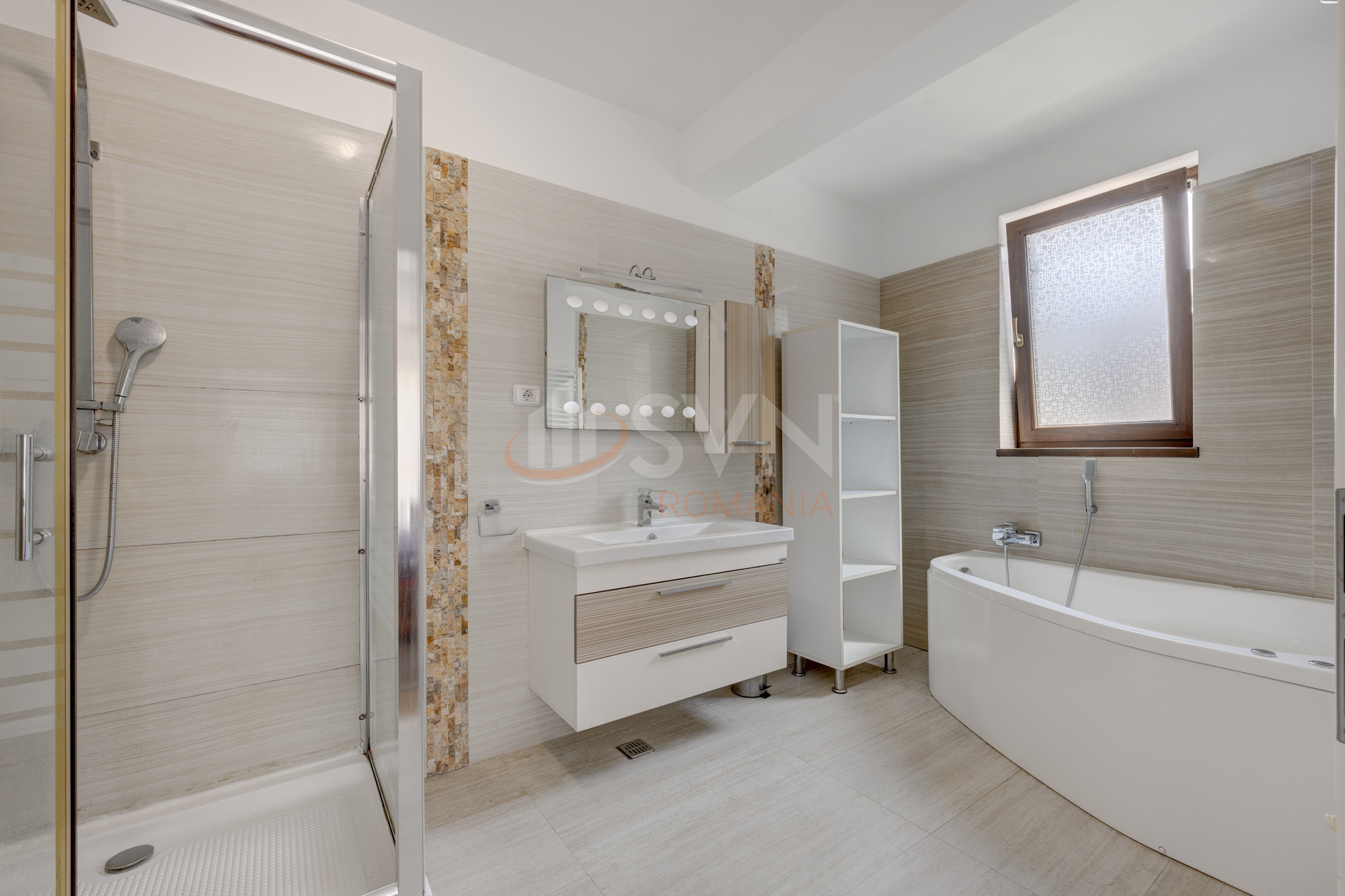 Casa, 5 camere Bucuresti/Iancu Nicolae