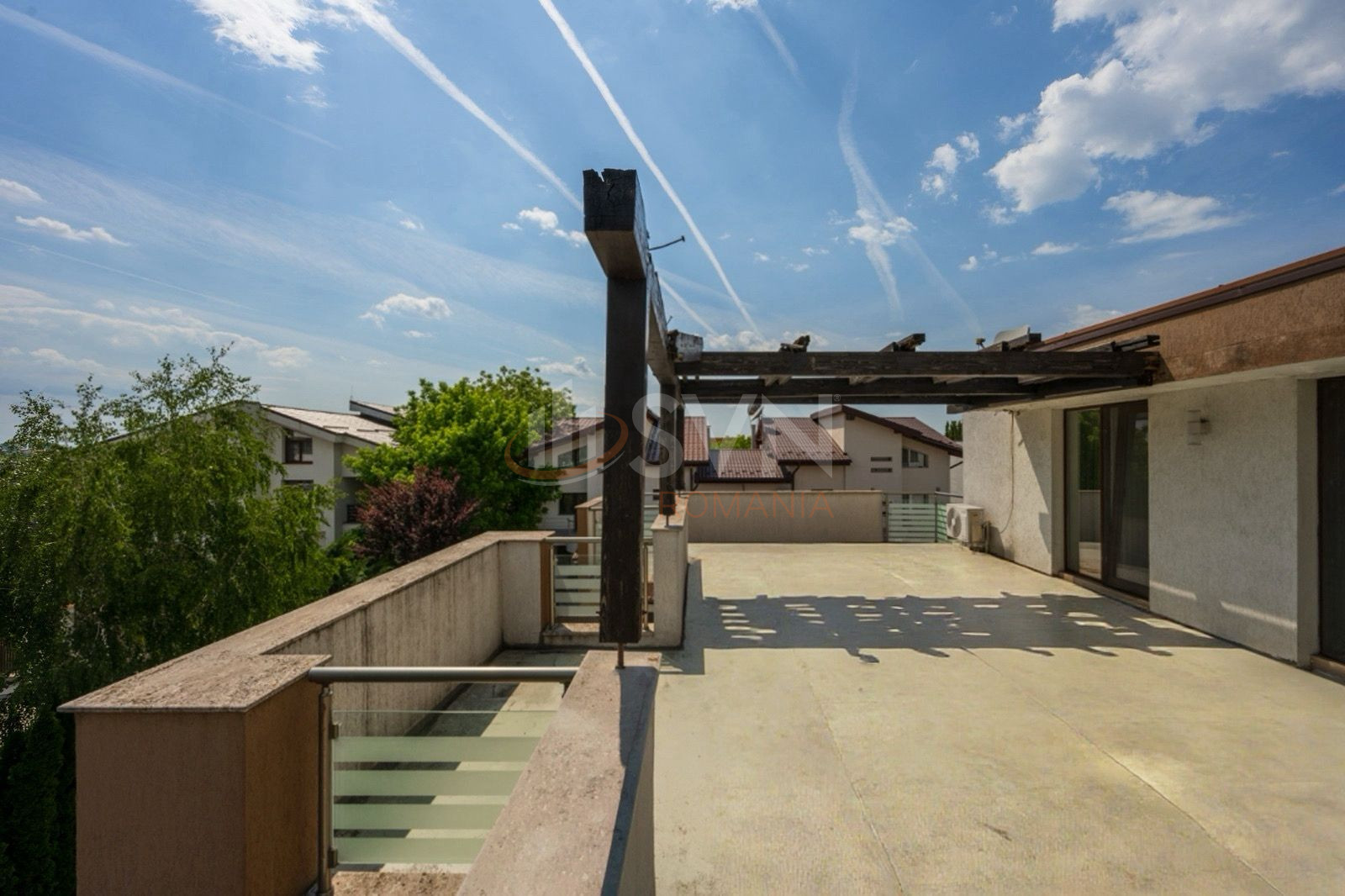 Casa, 5 camere Bucuresti/Iancu Nicolae