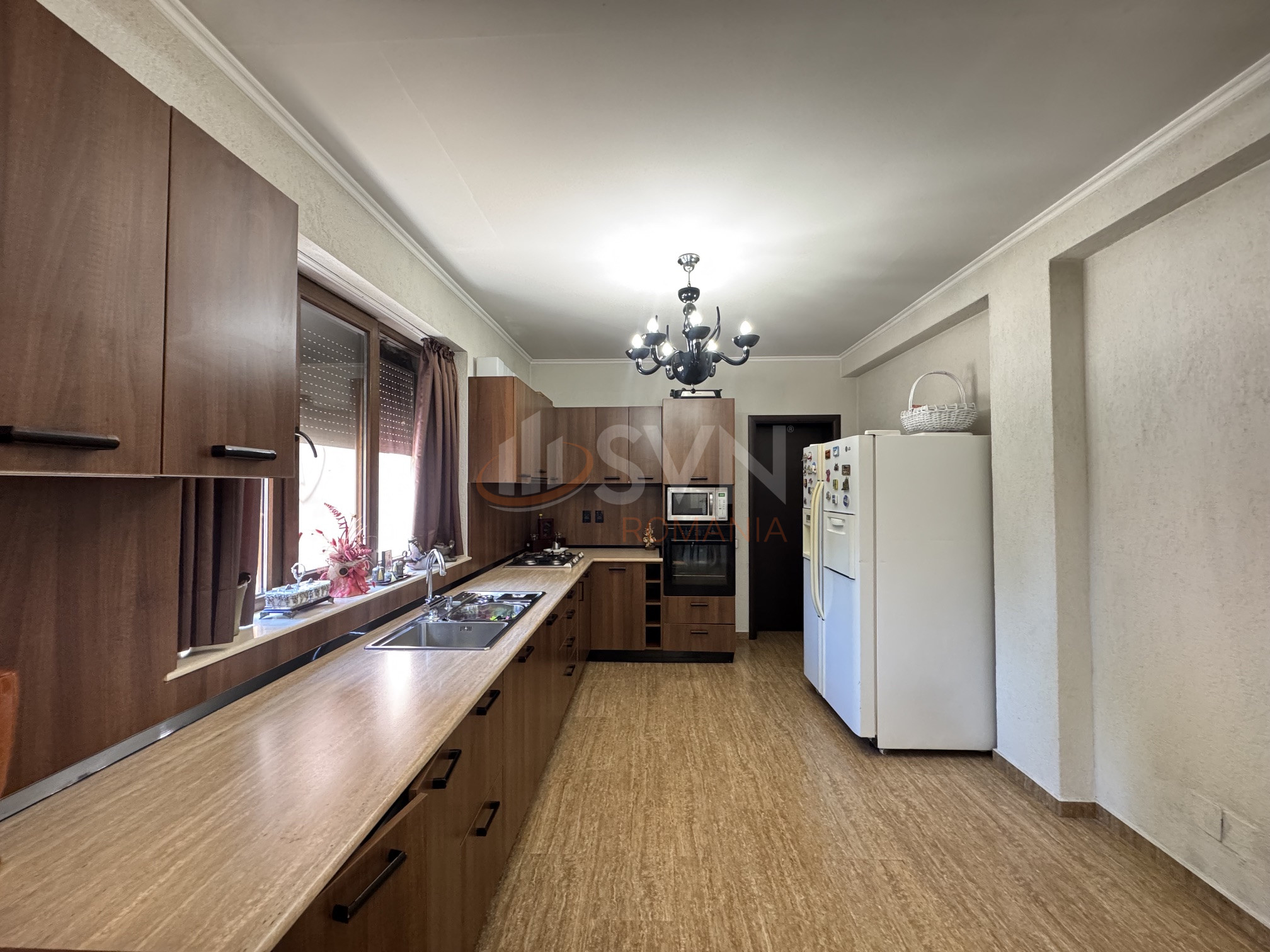Casa, 5 camere Bucuresti/Crevedia