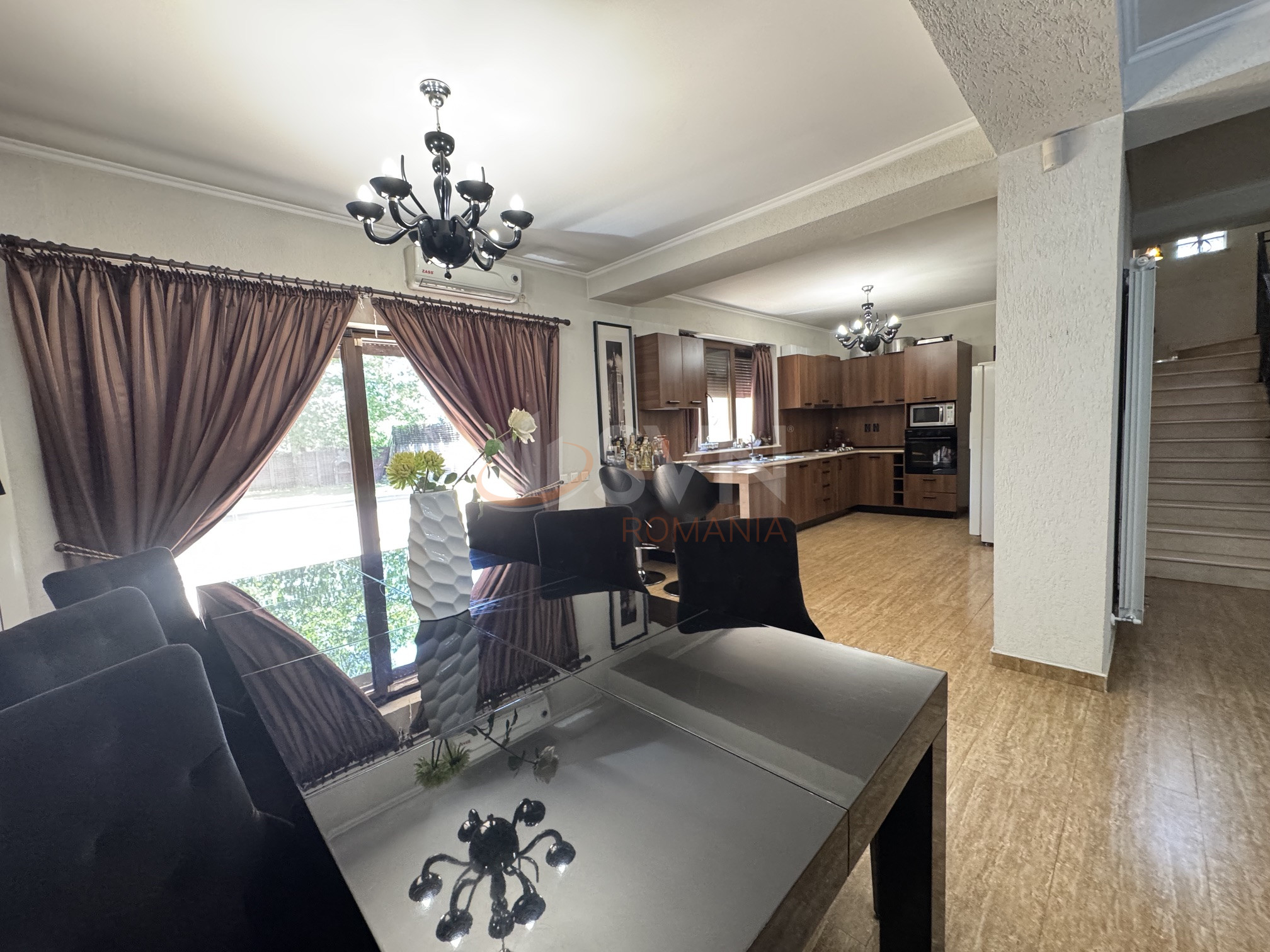 Casa, 5 camere Bucuresti/Crevedia