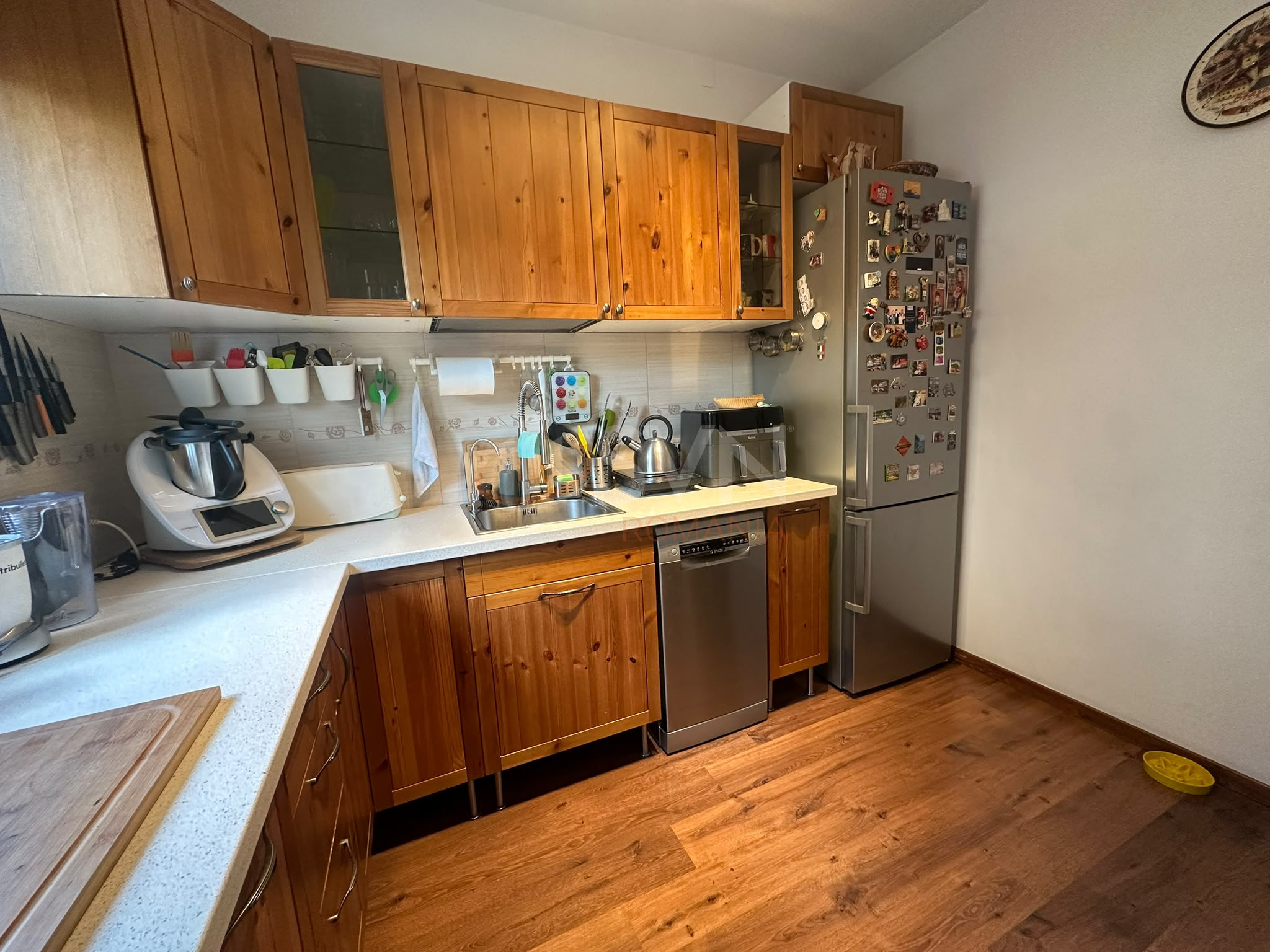 Casa, 5 camere Bucuresti/Vatra Luminoasa
