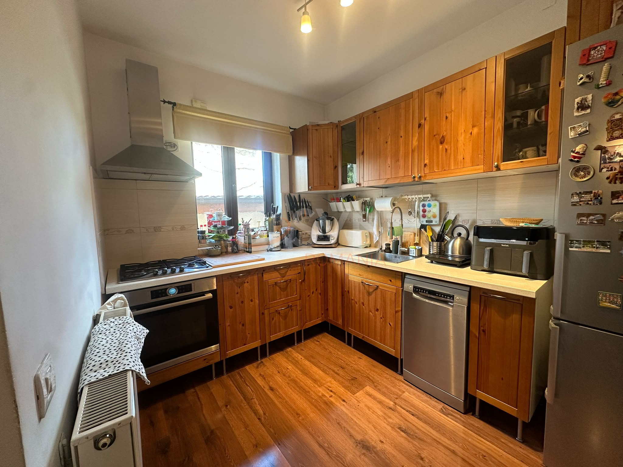 Casa, 5 camere Bucuresti/Vatra Luminoasa