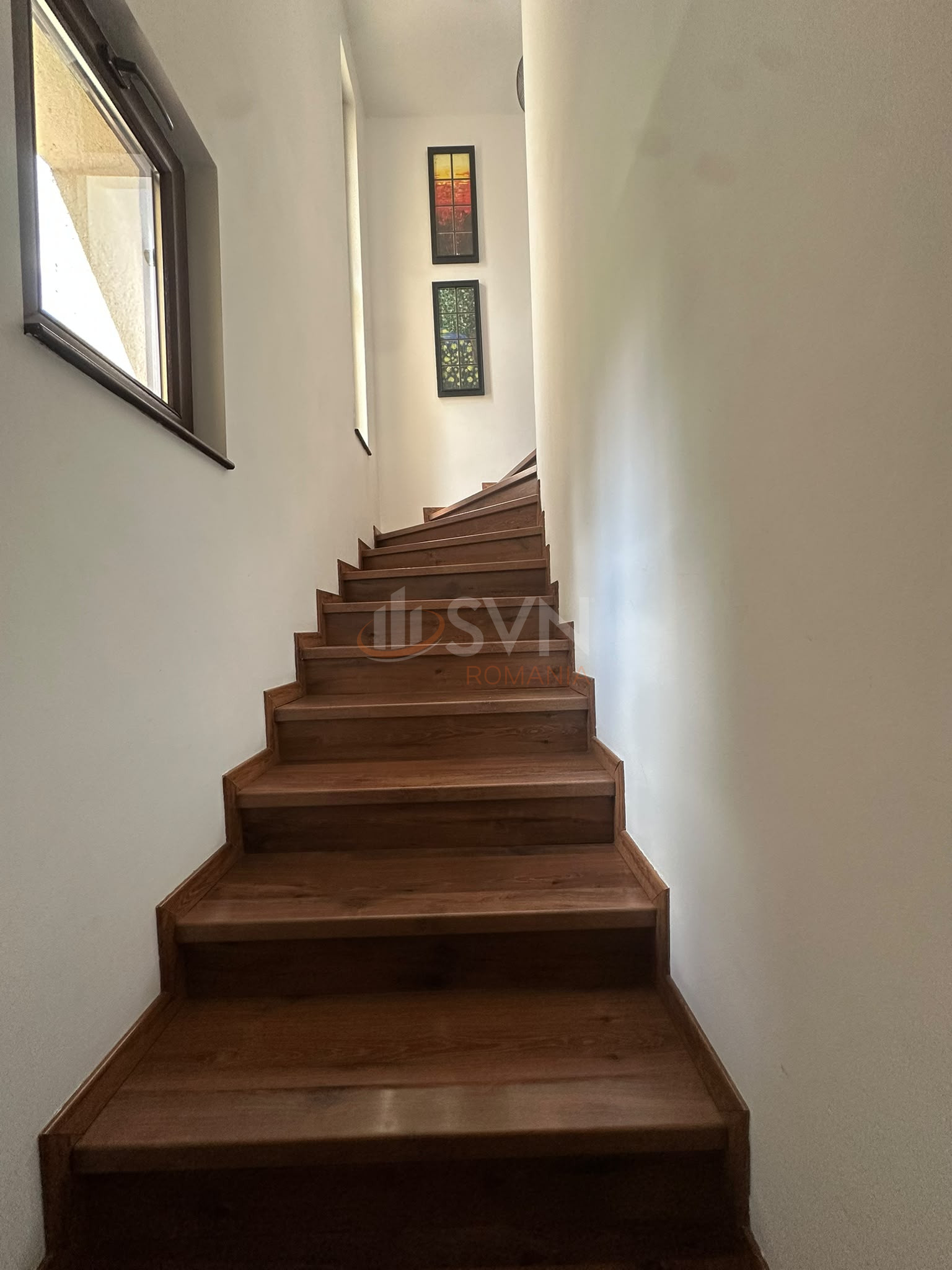Casa, 5 camere Bucuresti/Vatra Luminoasa