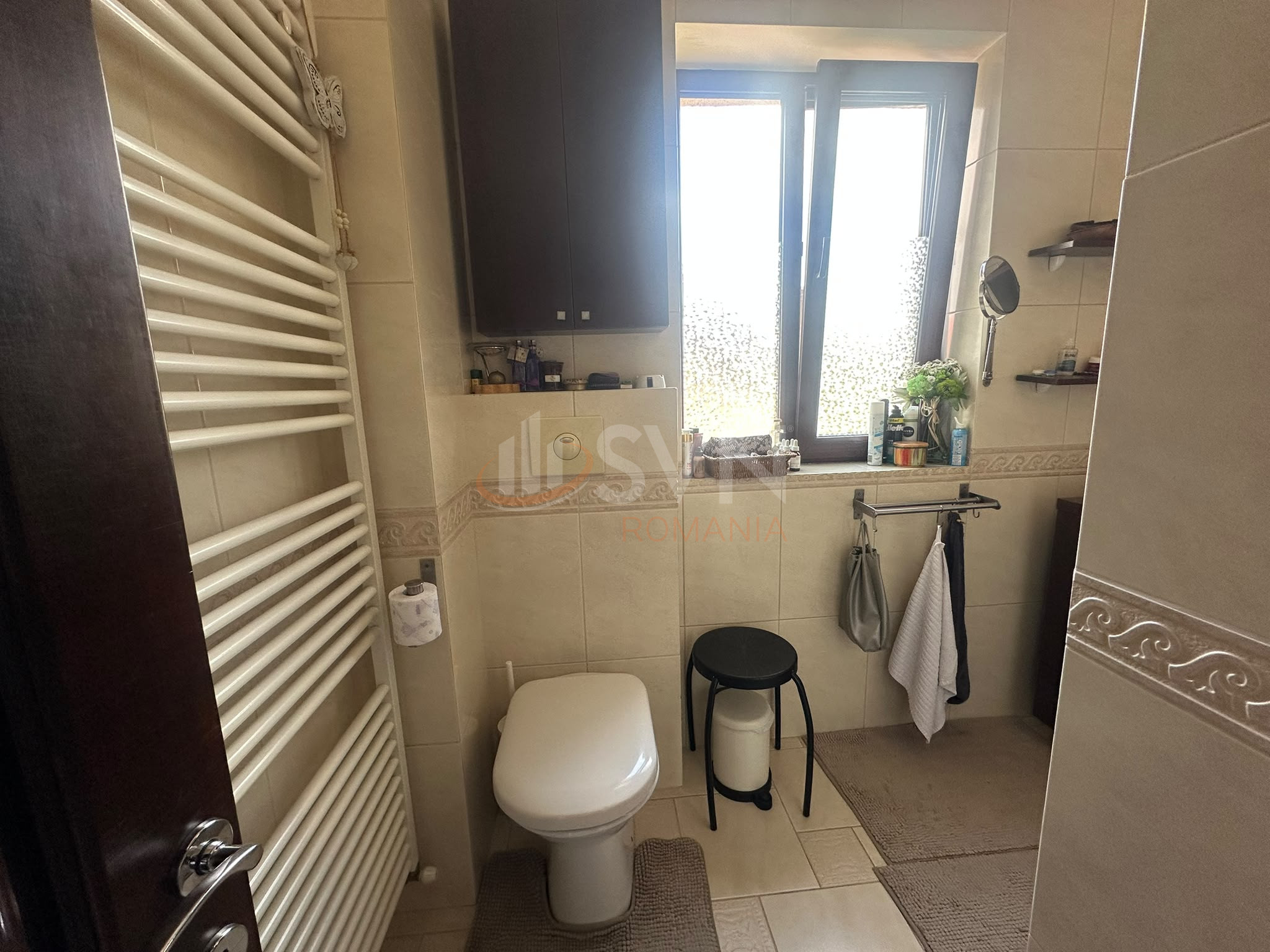Casa, 5 camere Bucuresti/Vatra Luminoasa