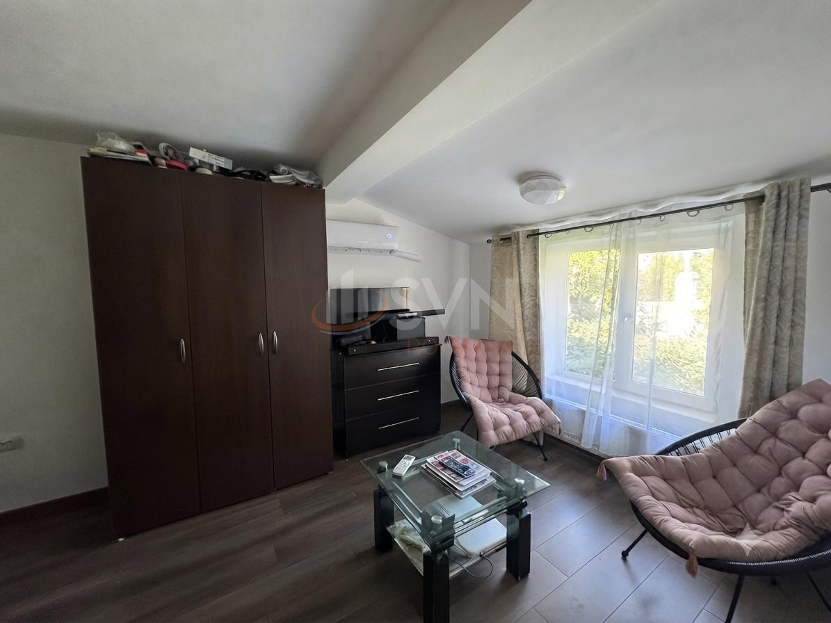 Casa, 5 camere Bucuresti/P-ta Unirii