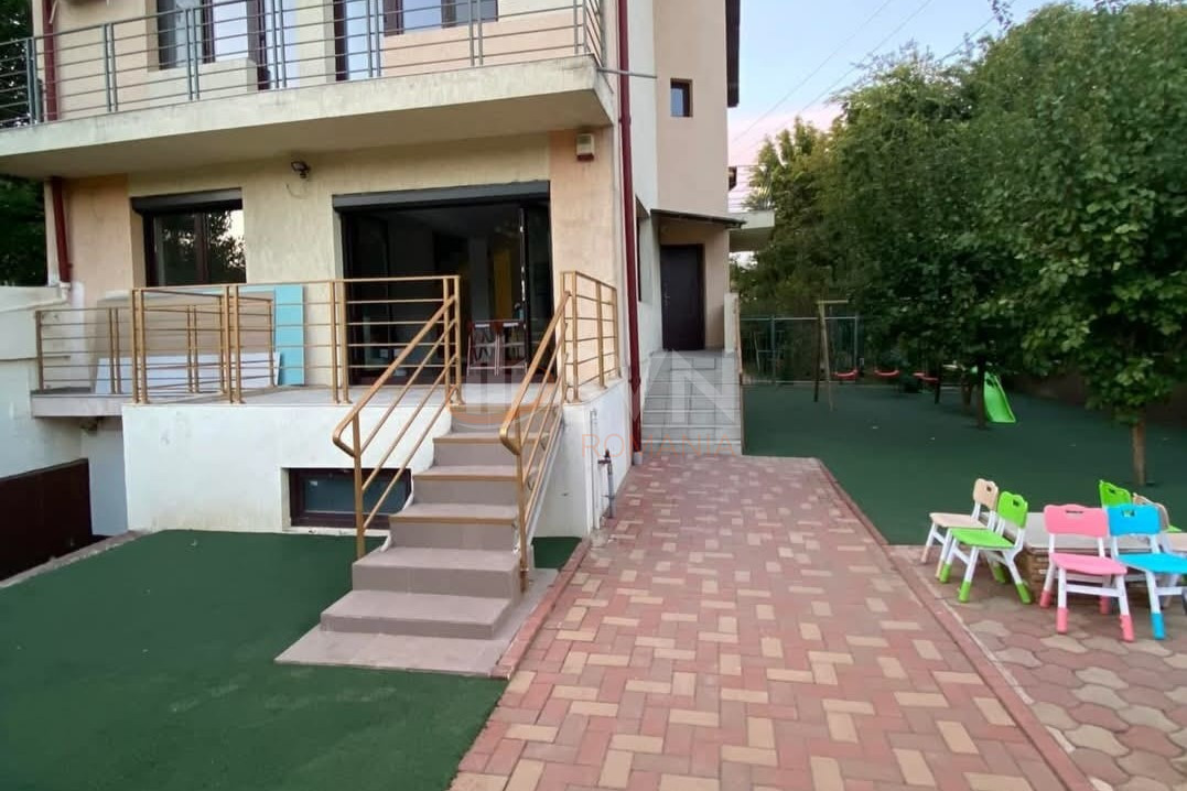 Casa, 5 camere Bucuresti/Titan