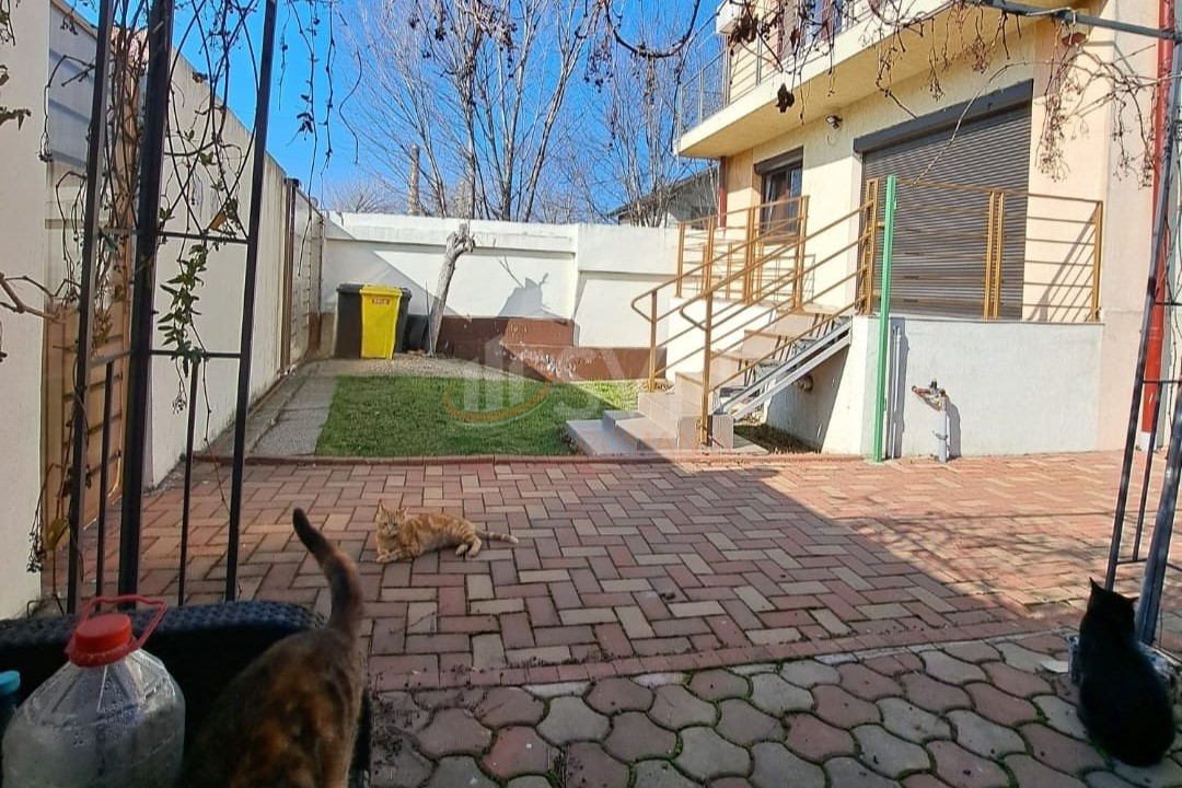 Casa, 5 camere Bucuresti/Titan