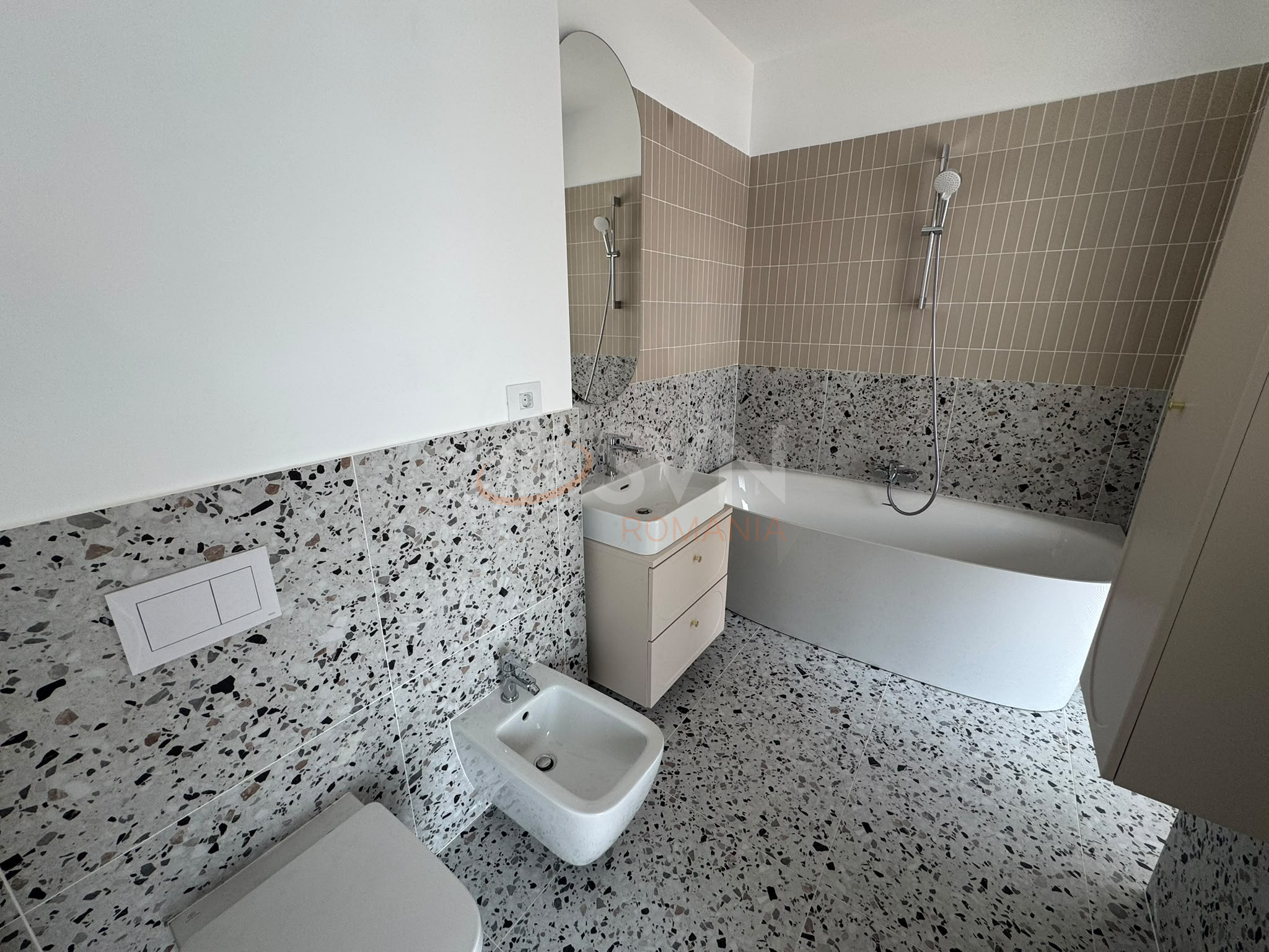 Casa, 5 camere Bucuresti/Baneasa