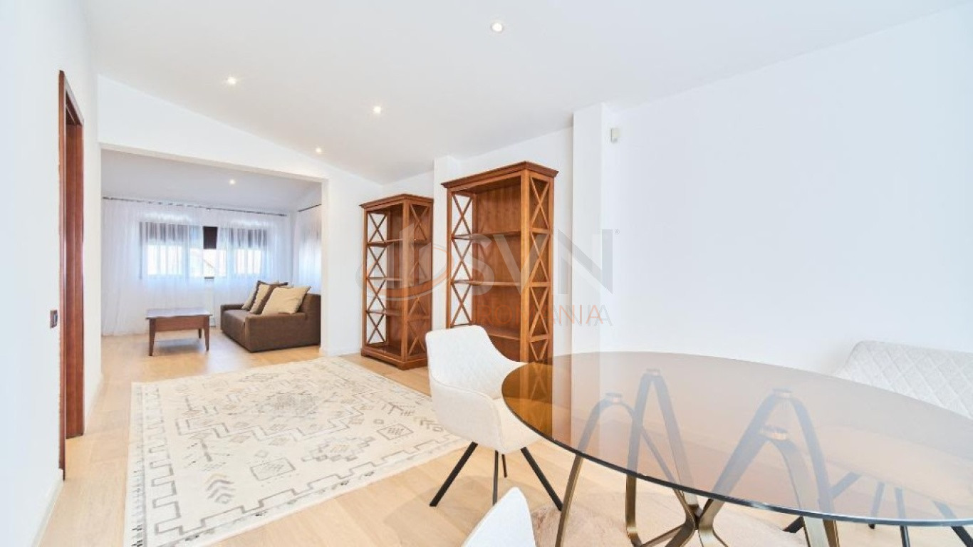 Casa, 5 camere Bucuresti/Domenii