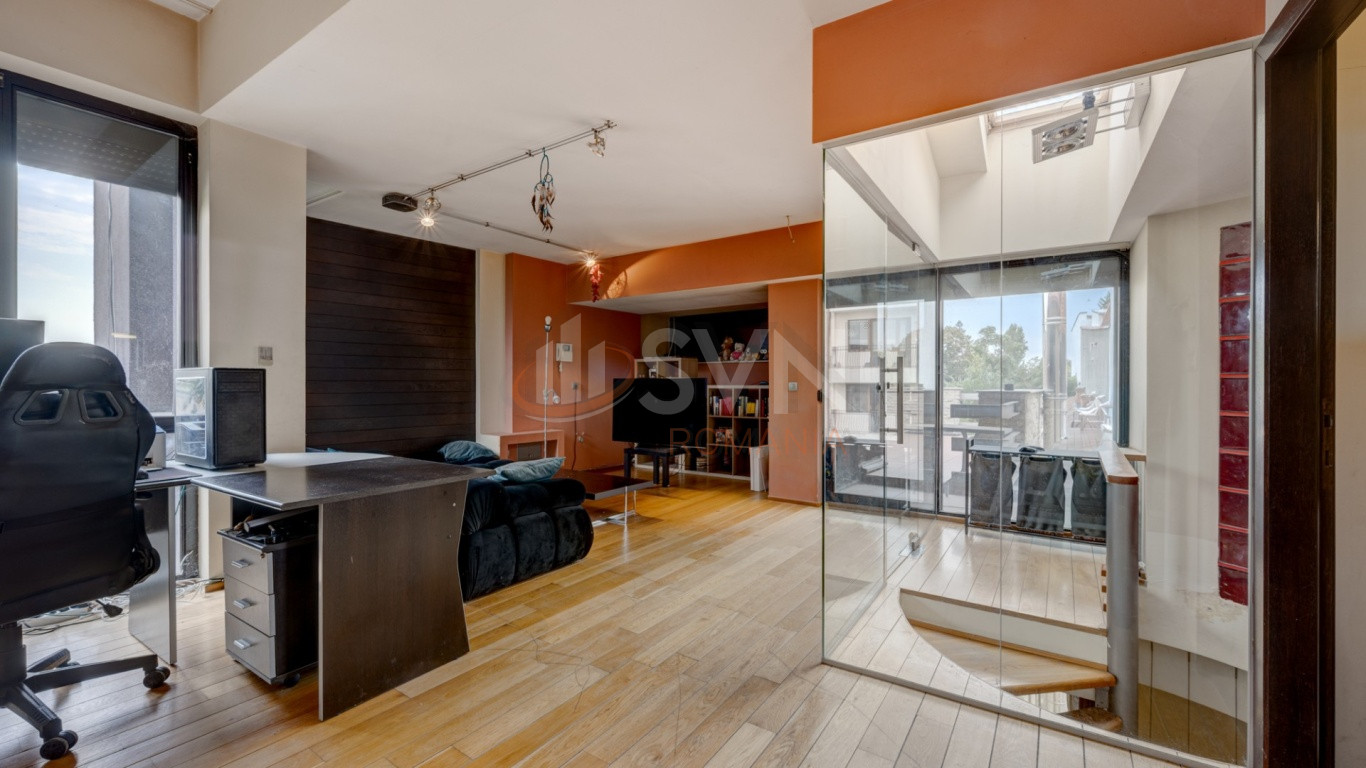 Casa, 5 camere Bucuresti/P-ta Unirii