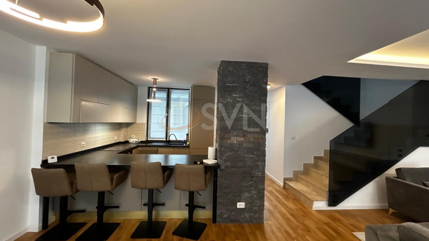 Casa, 5 camere Bucuresti/Iancu Nicolae