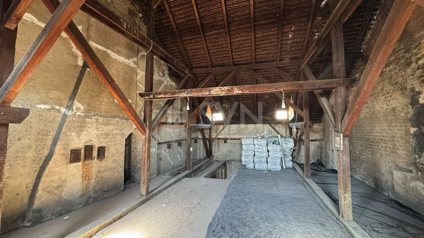 Casa, 5 camere Bucuresti/P-ta Romana