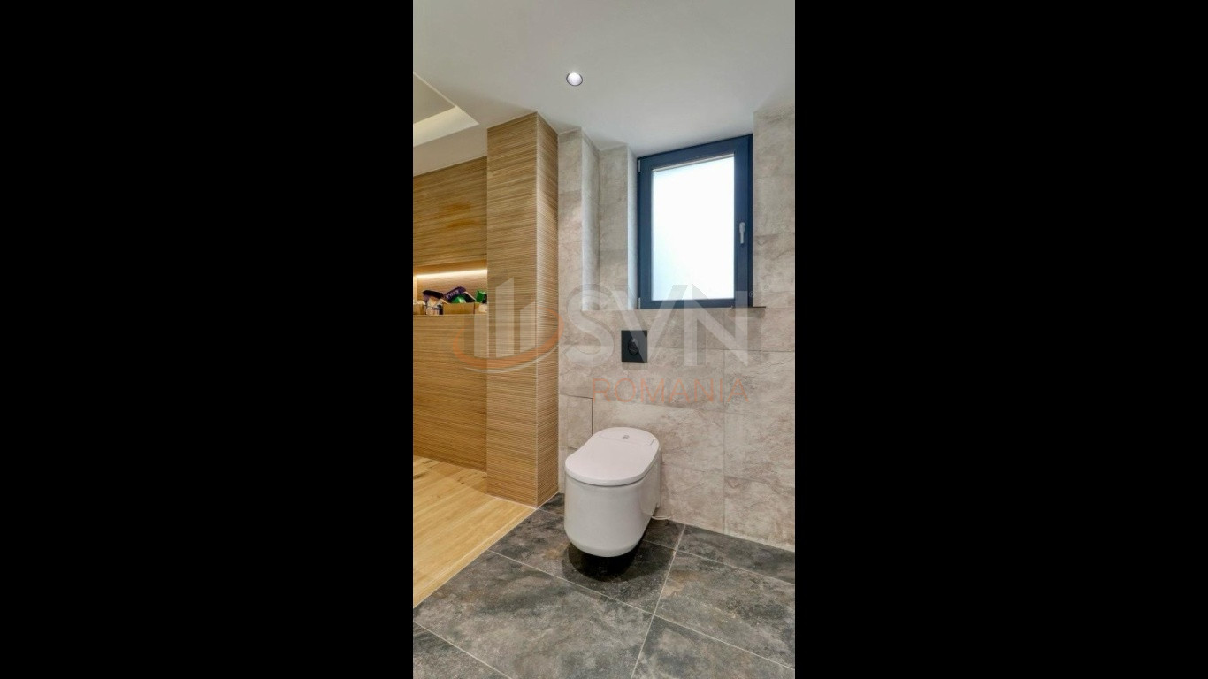 Casa, 5 camere Bucuresti/P-ta Victoriei