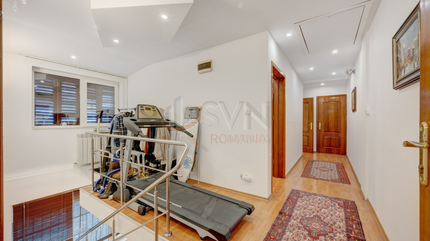 Casa, 5 camere Bucuresti/Bucurestii Noi