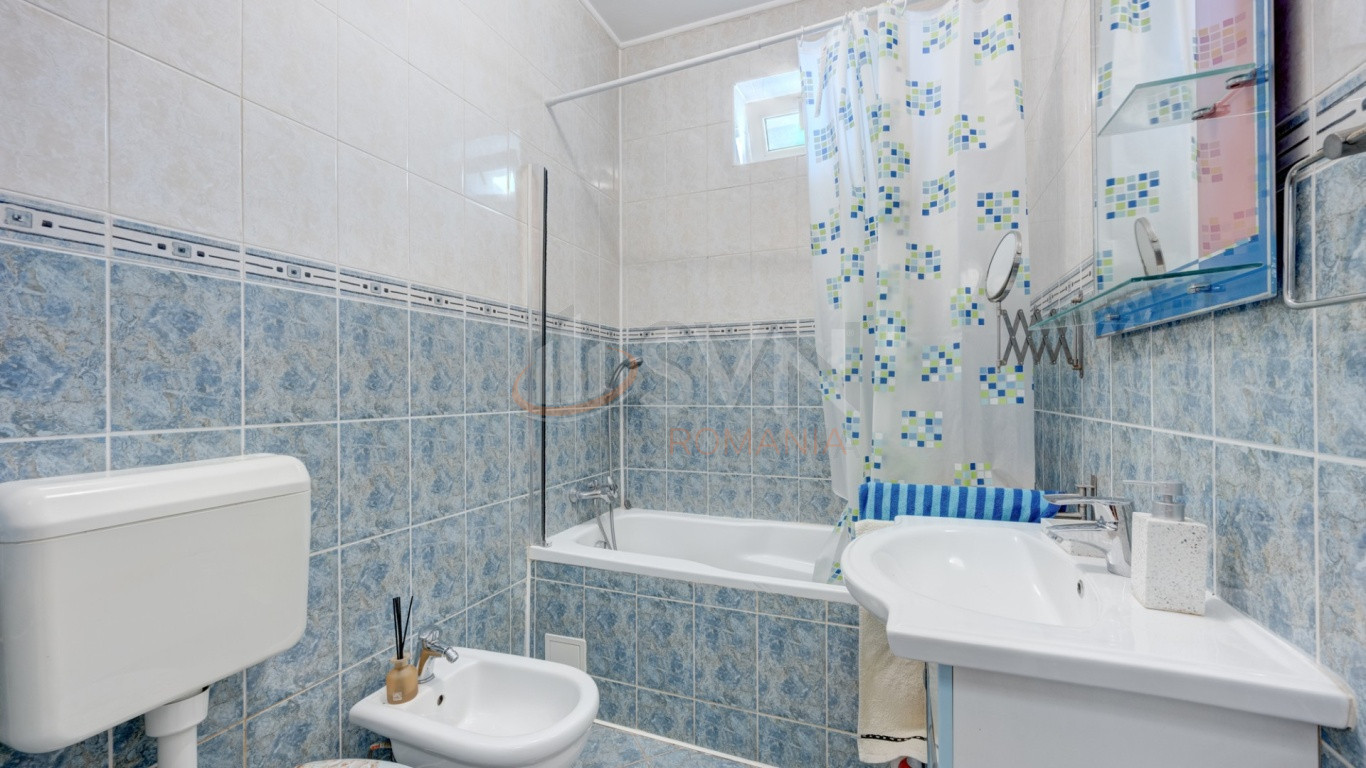 Casa, 5 camere Bucuresti/Bucurestii Noi