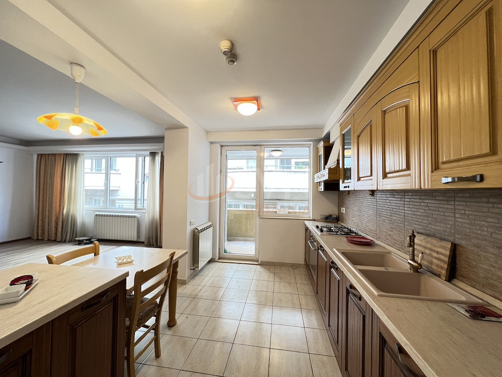 Casa, 5 camere Bucuresti/Cismigiu