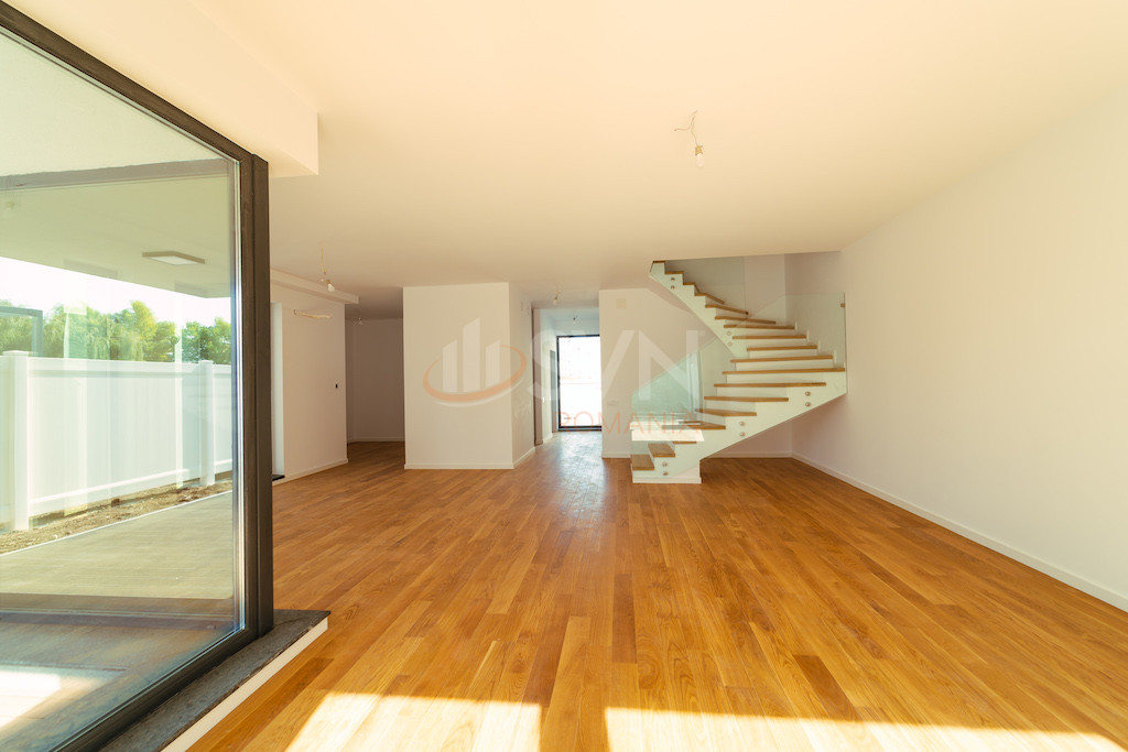Casa, 5 camere Bucuresti/Pipera