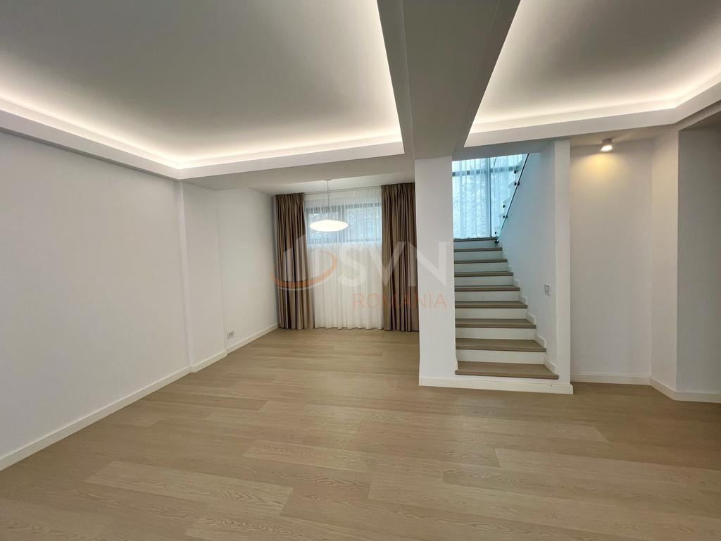 Casa, 5 camere Bucuresti/Sisesti