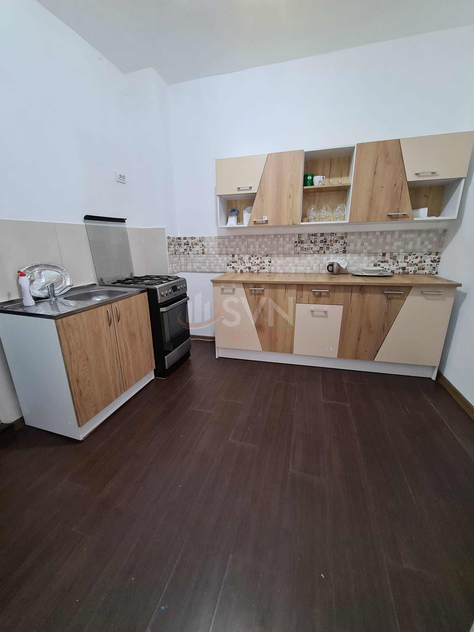 Casa, 5 camere Bucuresti/1 Mai