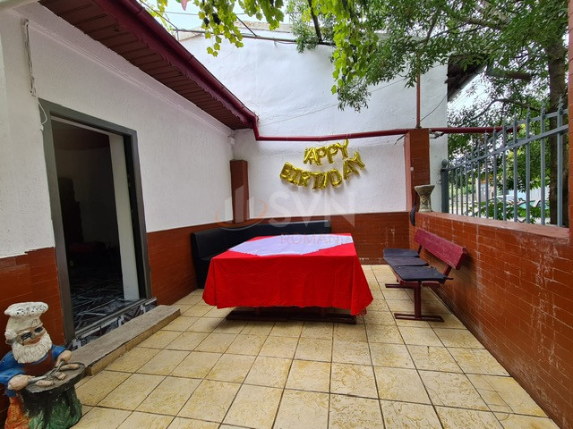 Casa, 5 camere Bucuresti/1 Mai