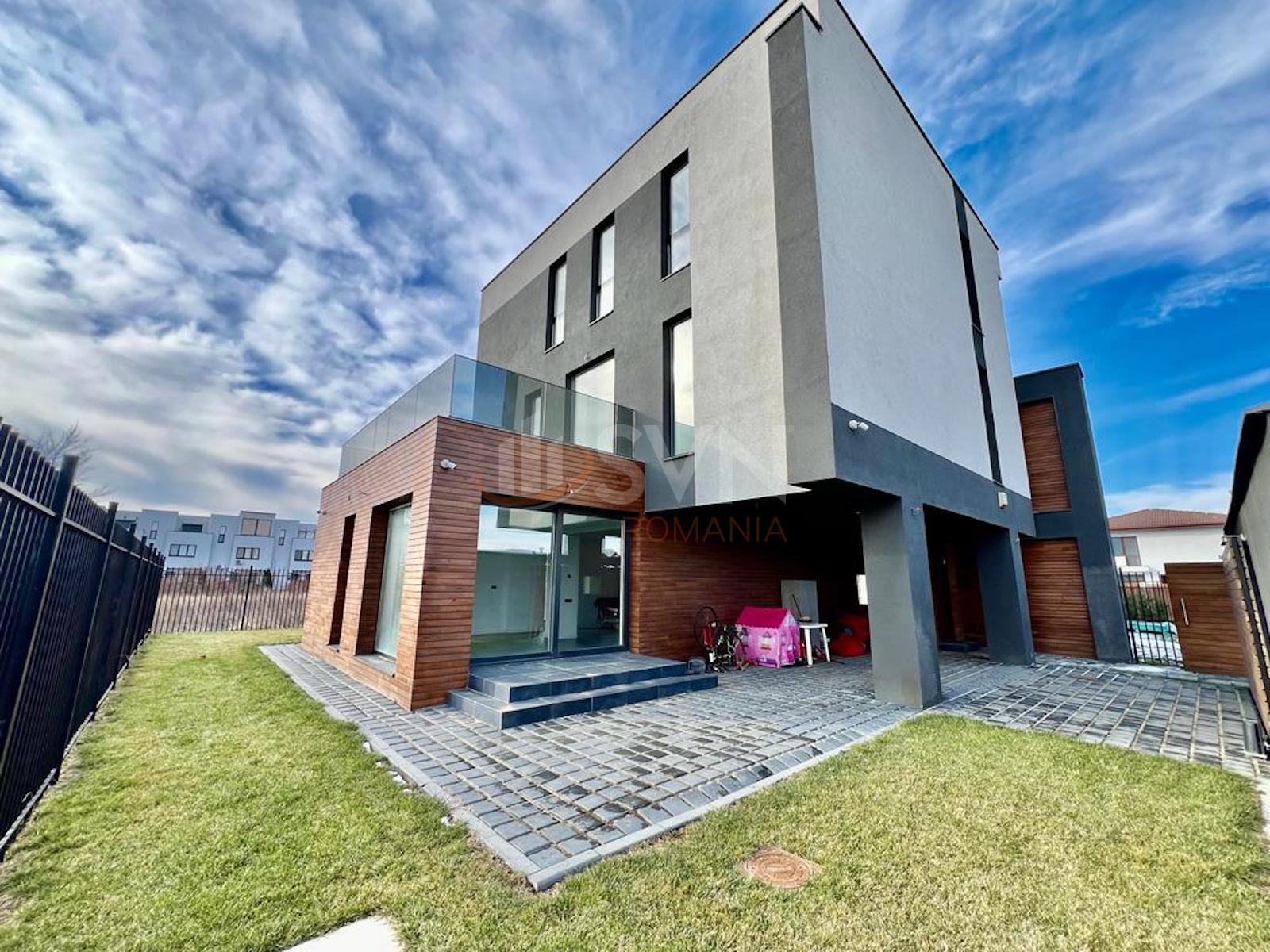 Casa, 5 camere Bucuresti/Pipera