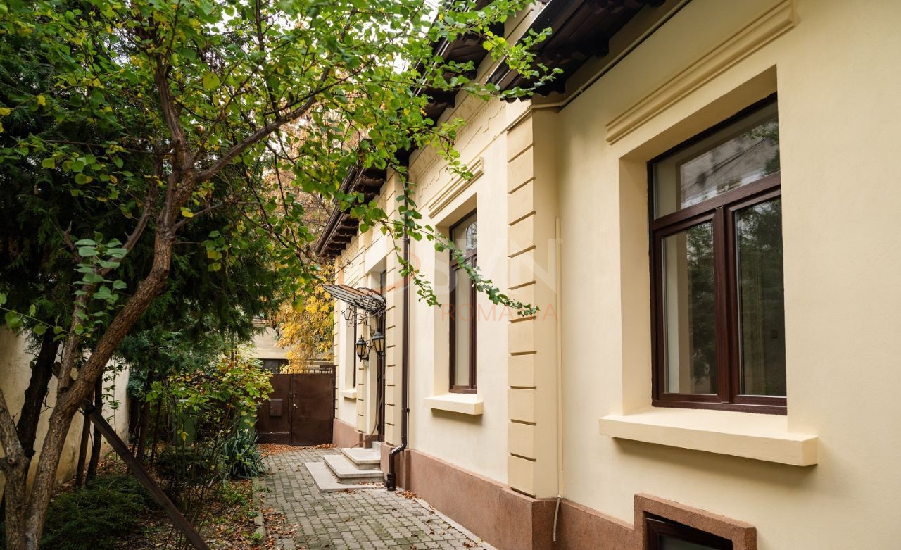 Casa, 5 camere Bucuresti/Capitale