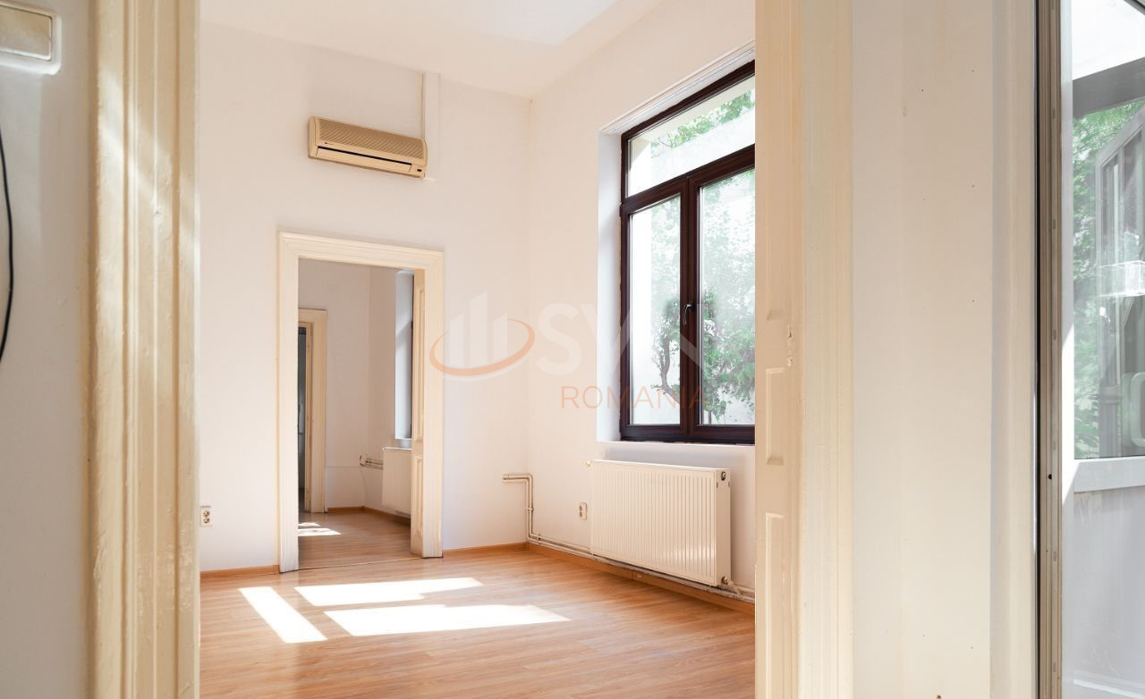 Casa, 5 camere Bucuresti/Capitale